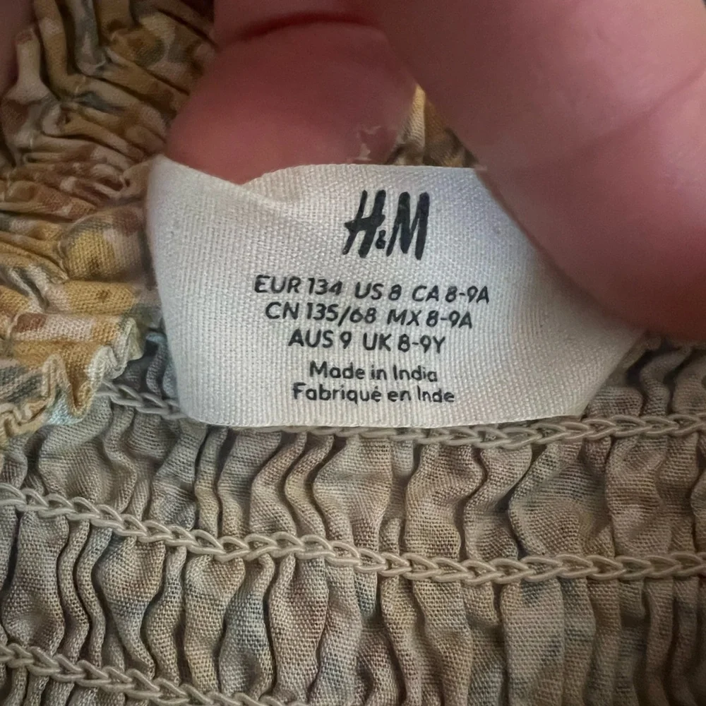 Beautiful Rompers - Picture 3 of 5